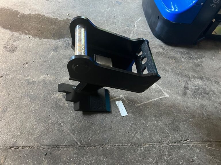 Miete oder Kauf Wurzelbiber BEMAS für Minibagger MS 01/ MS 03 - Hardox Stahl für Minibagger